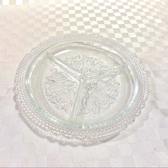 Pressed Glass 8.5 inch Divided Round Relish Dish - Picture 1 of 9